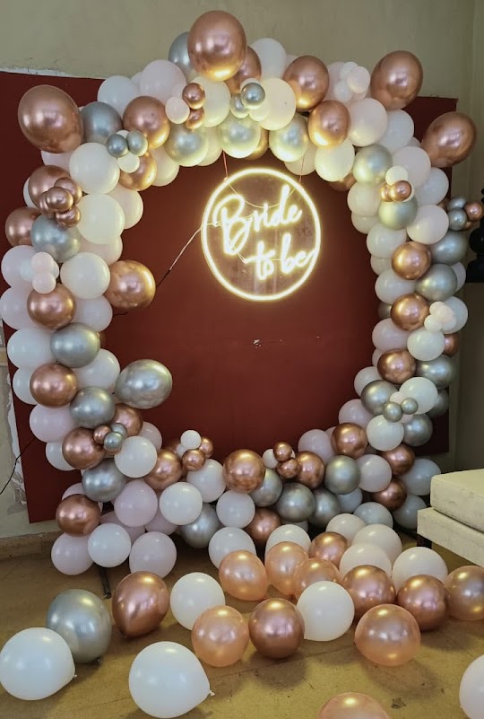 balloon decoration in Noida